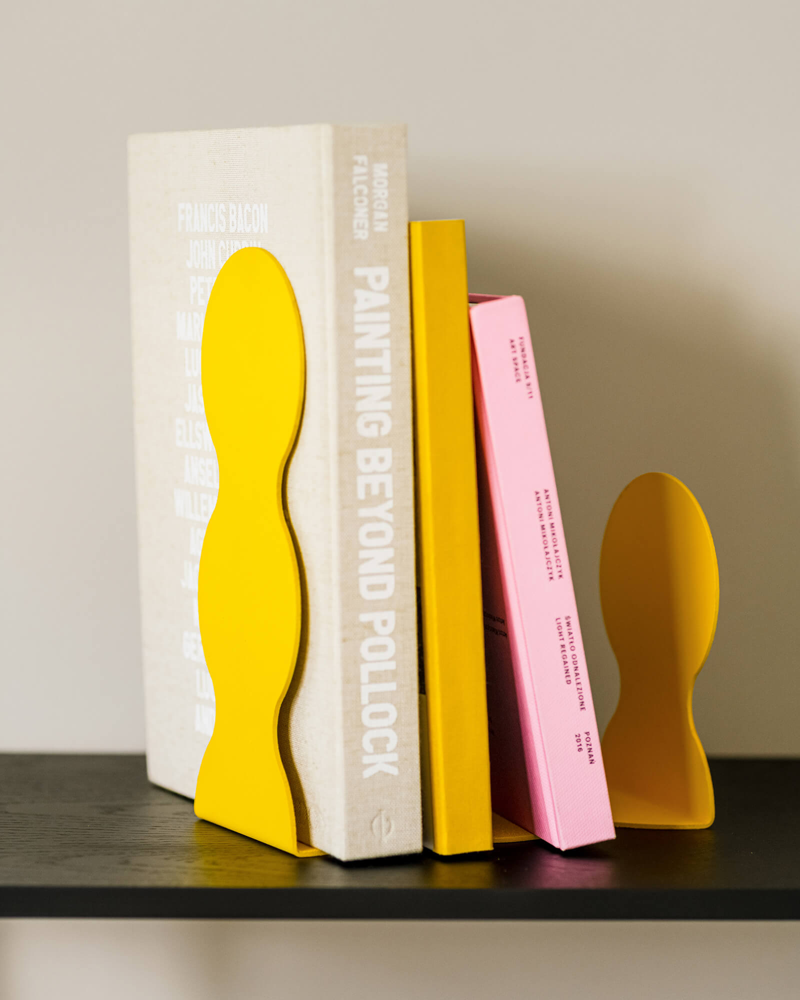 Fala Bookend