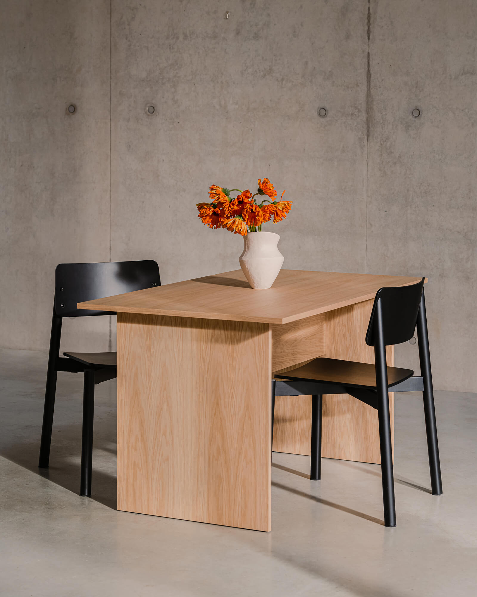 Hett Table - 130 cm