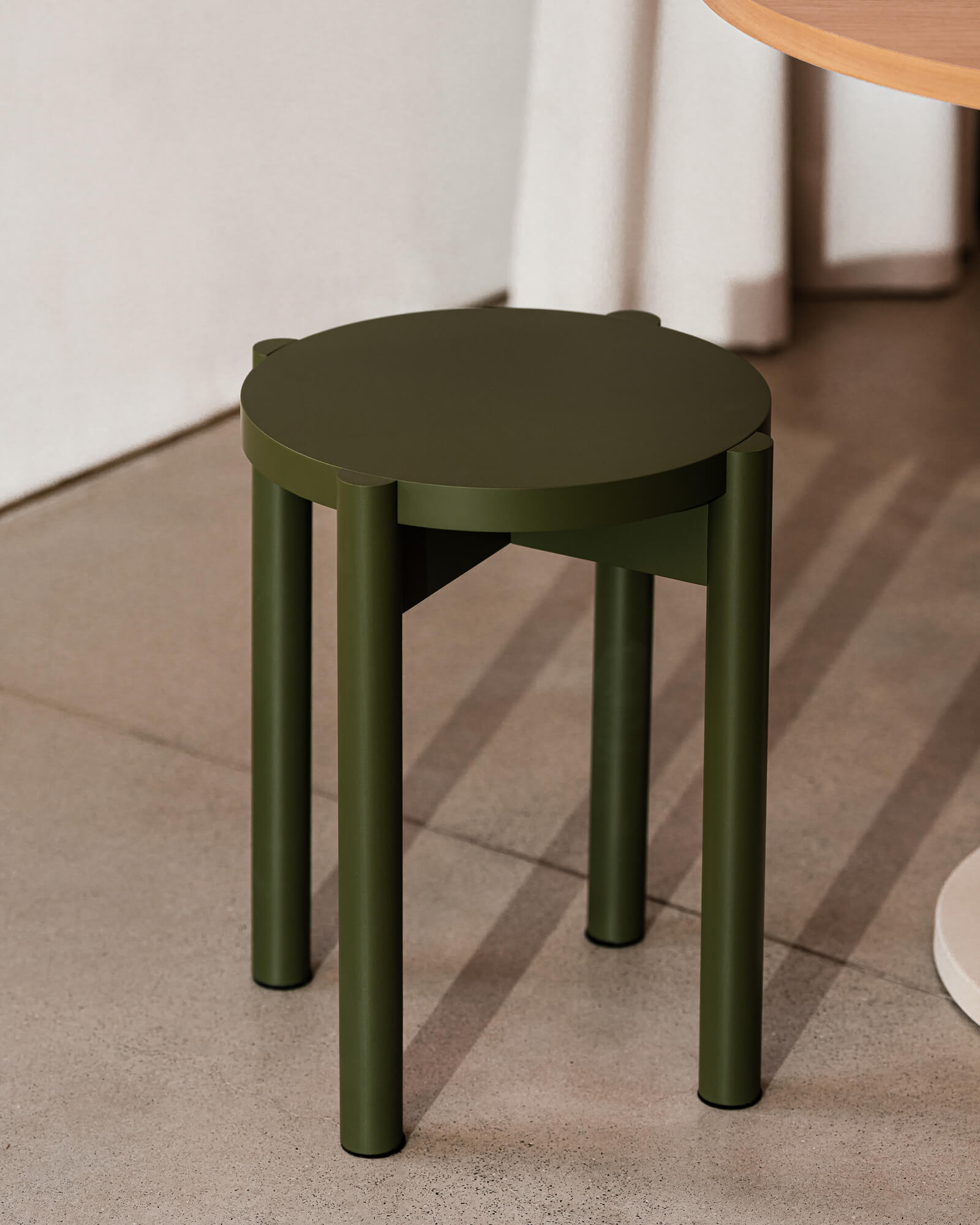 Hopp Stool
