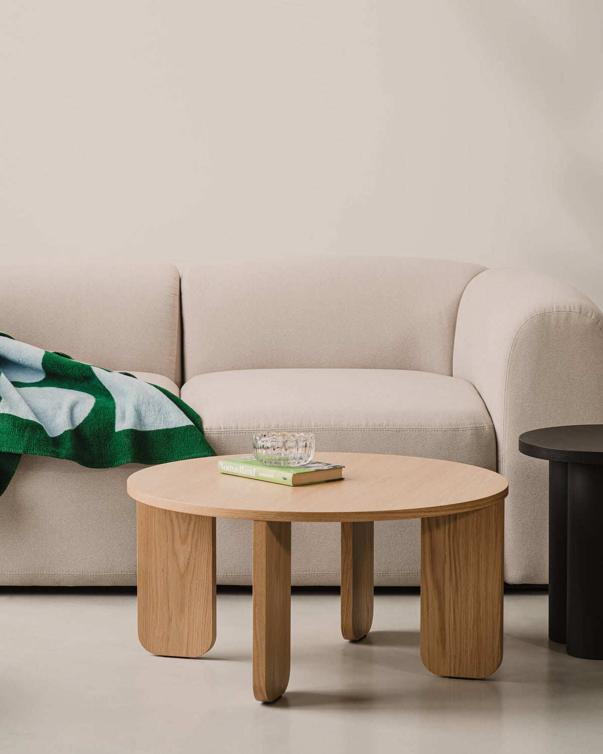 Kuvu Coffee Table - large