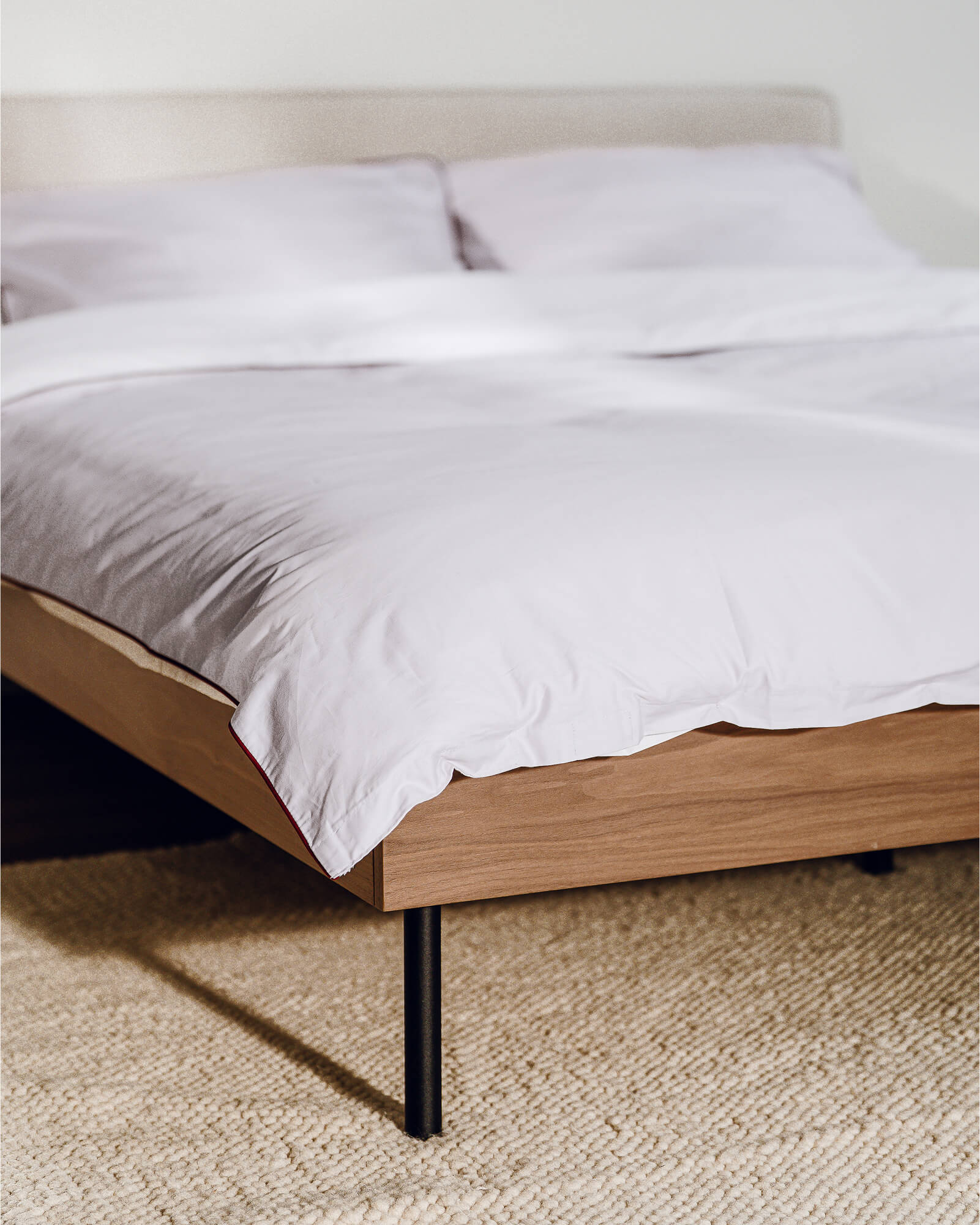 Streiko Bed Walnut