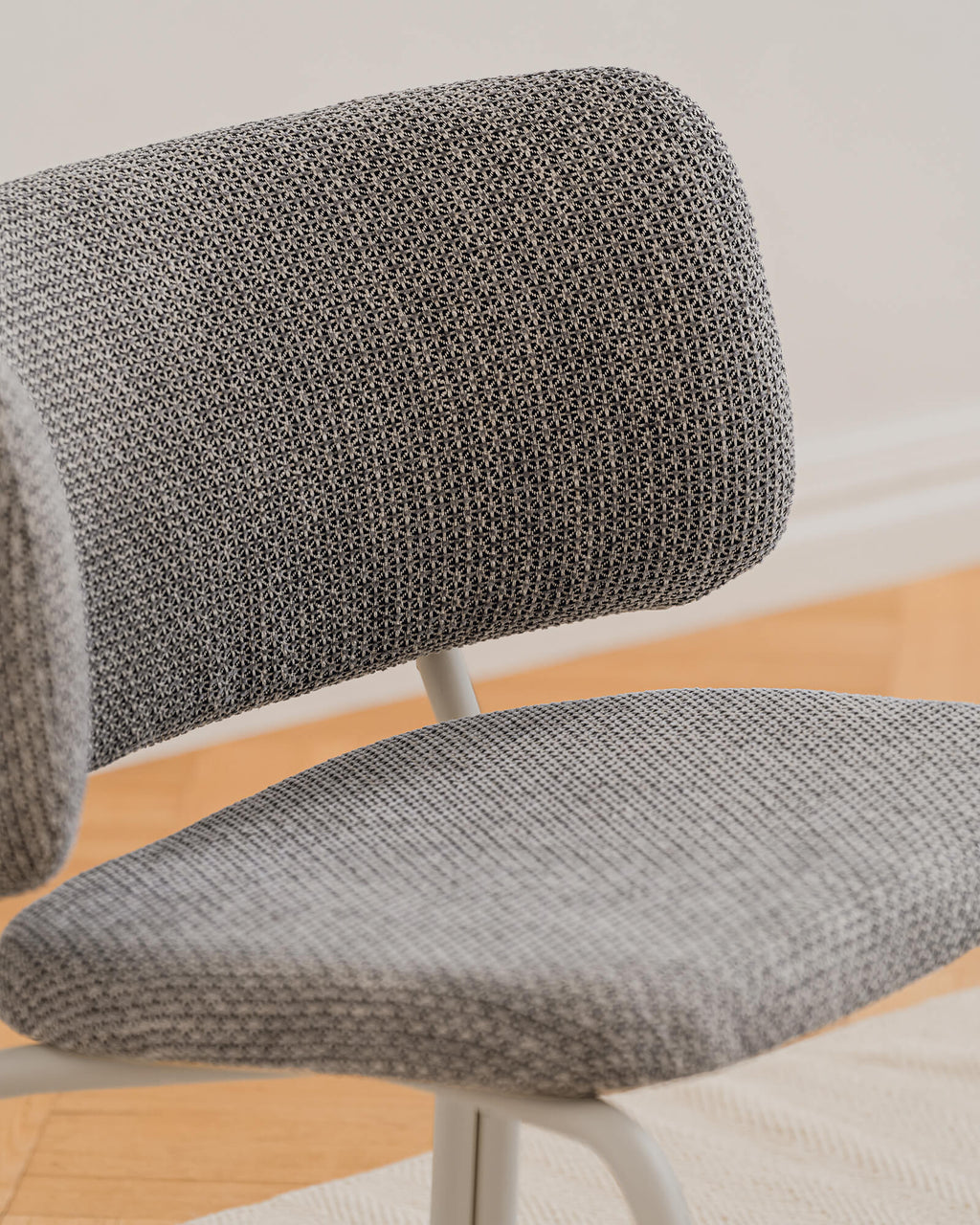 Kei Lounge Chair