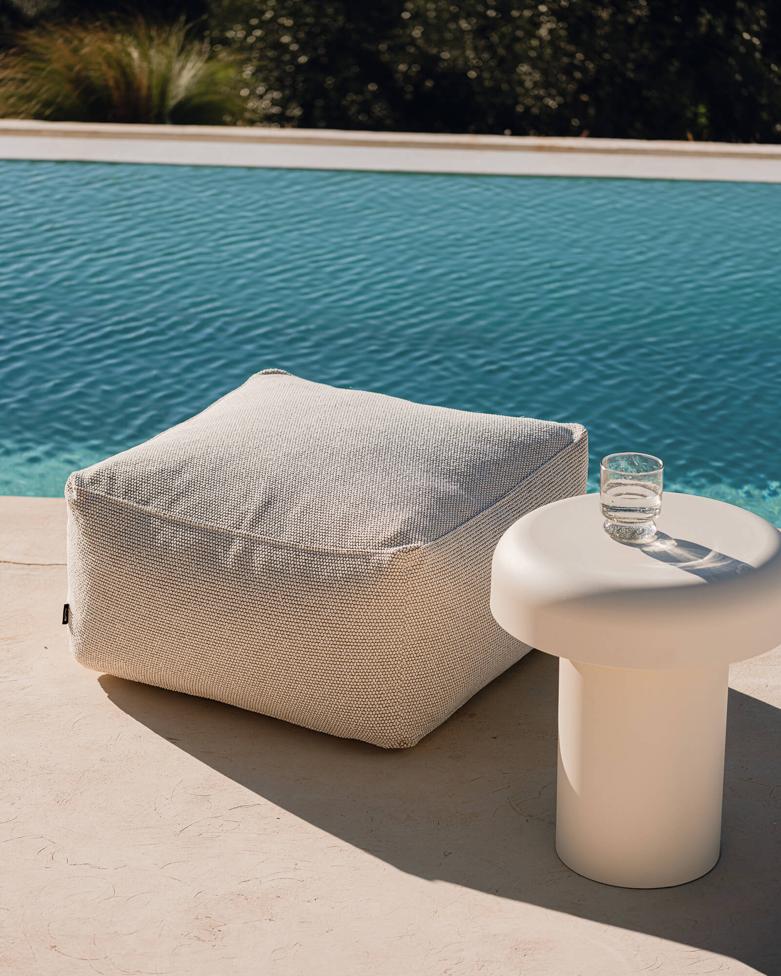 Keno Outdoor Pouf