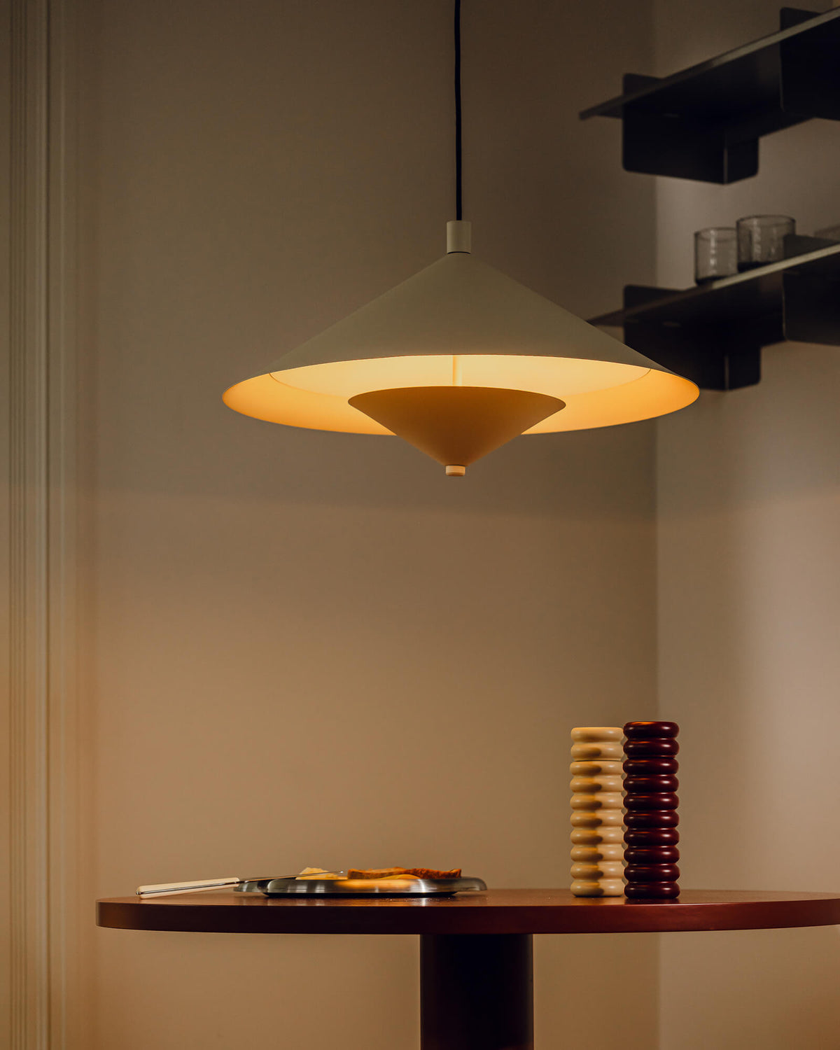 Lampa wisząca Kon