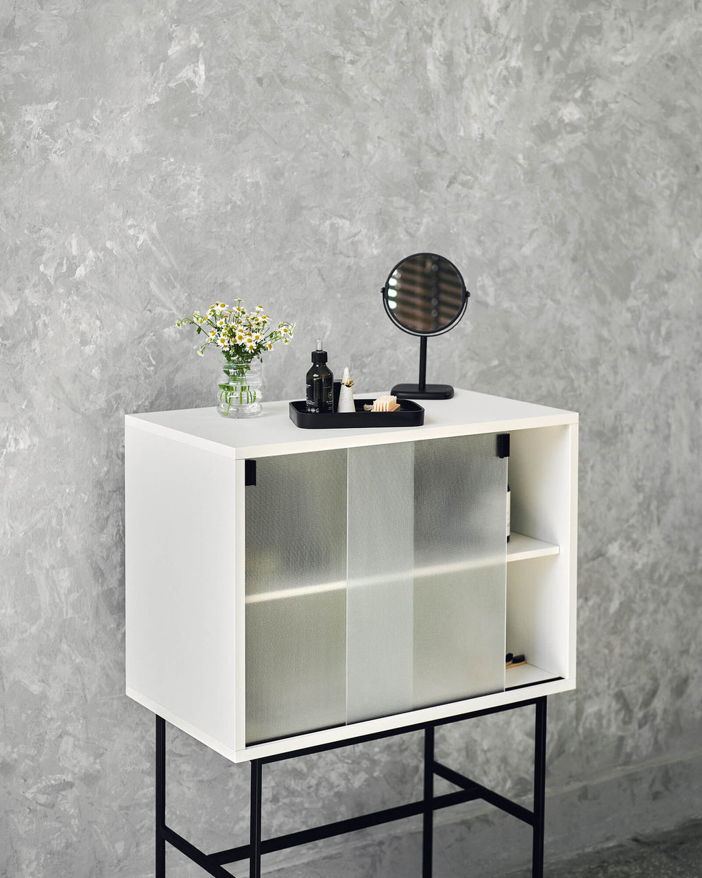 Lekko Cabinet