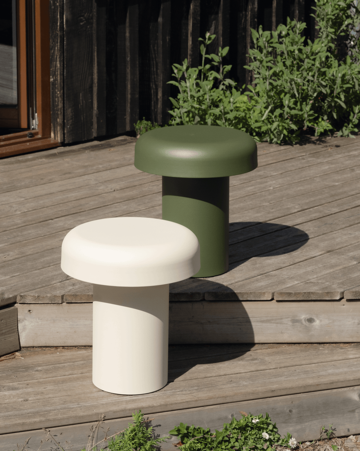 Miko Outdoor Side Table - green - modern steel side table - noo.ma