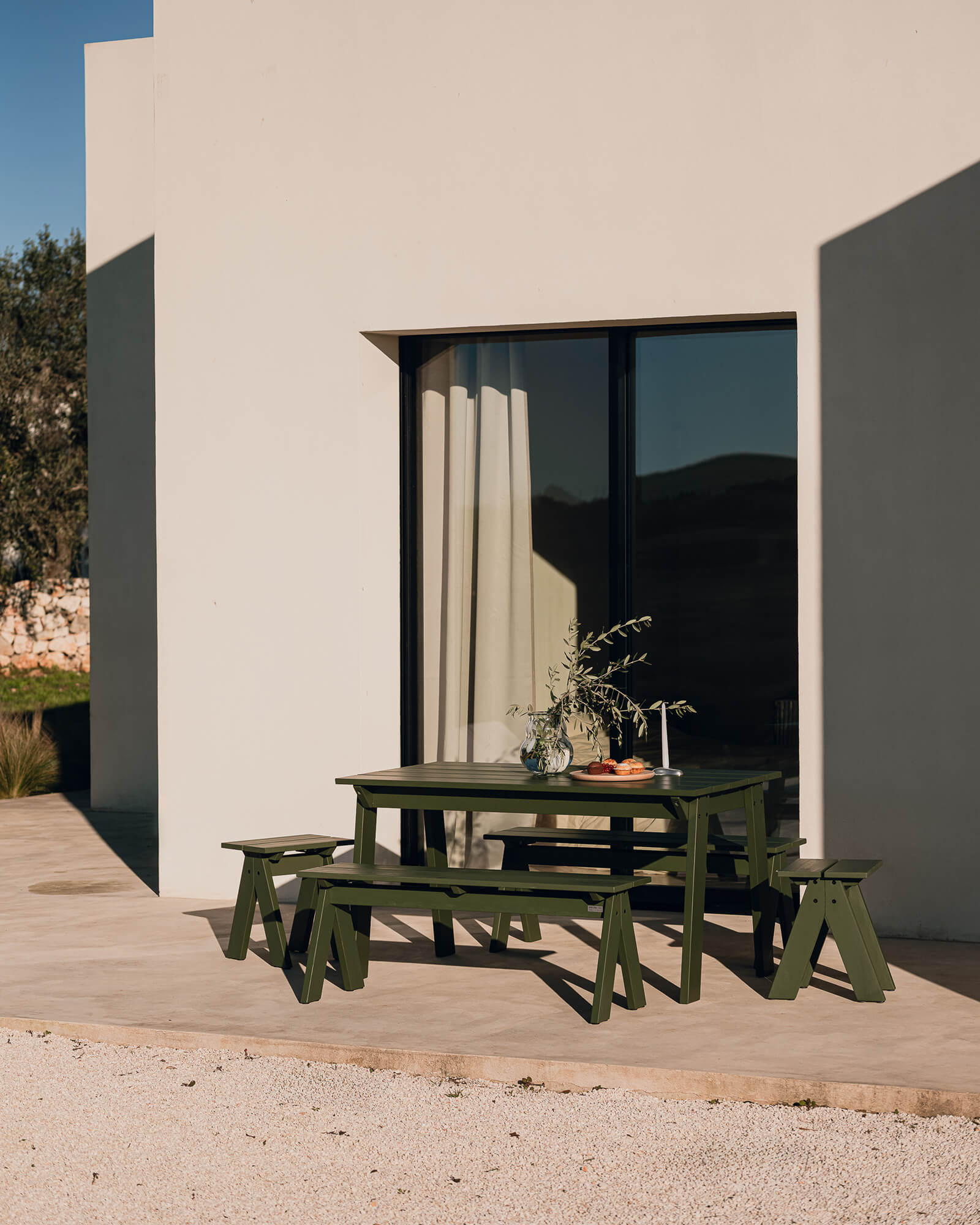 Navo Table - 140 x 77 cm