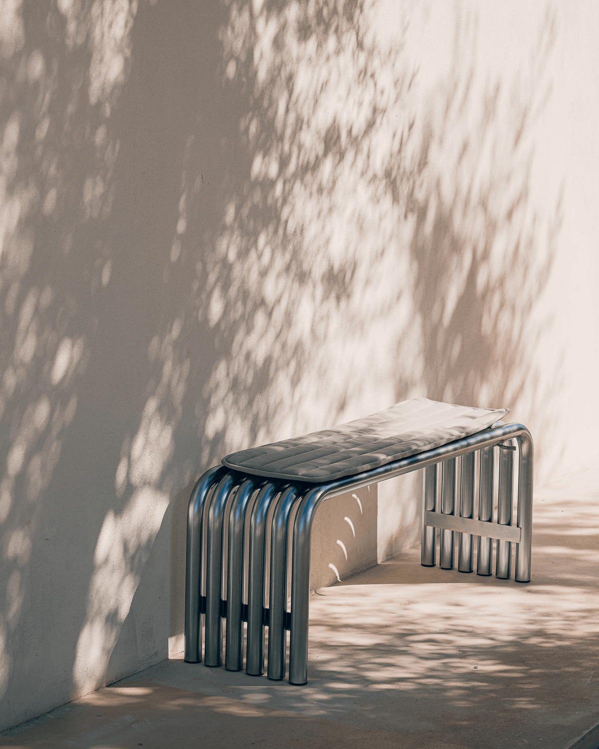 Nokk Bench - Orange Peel - vibrant bench for garden - noo.ma