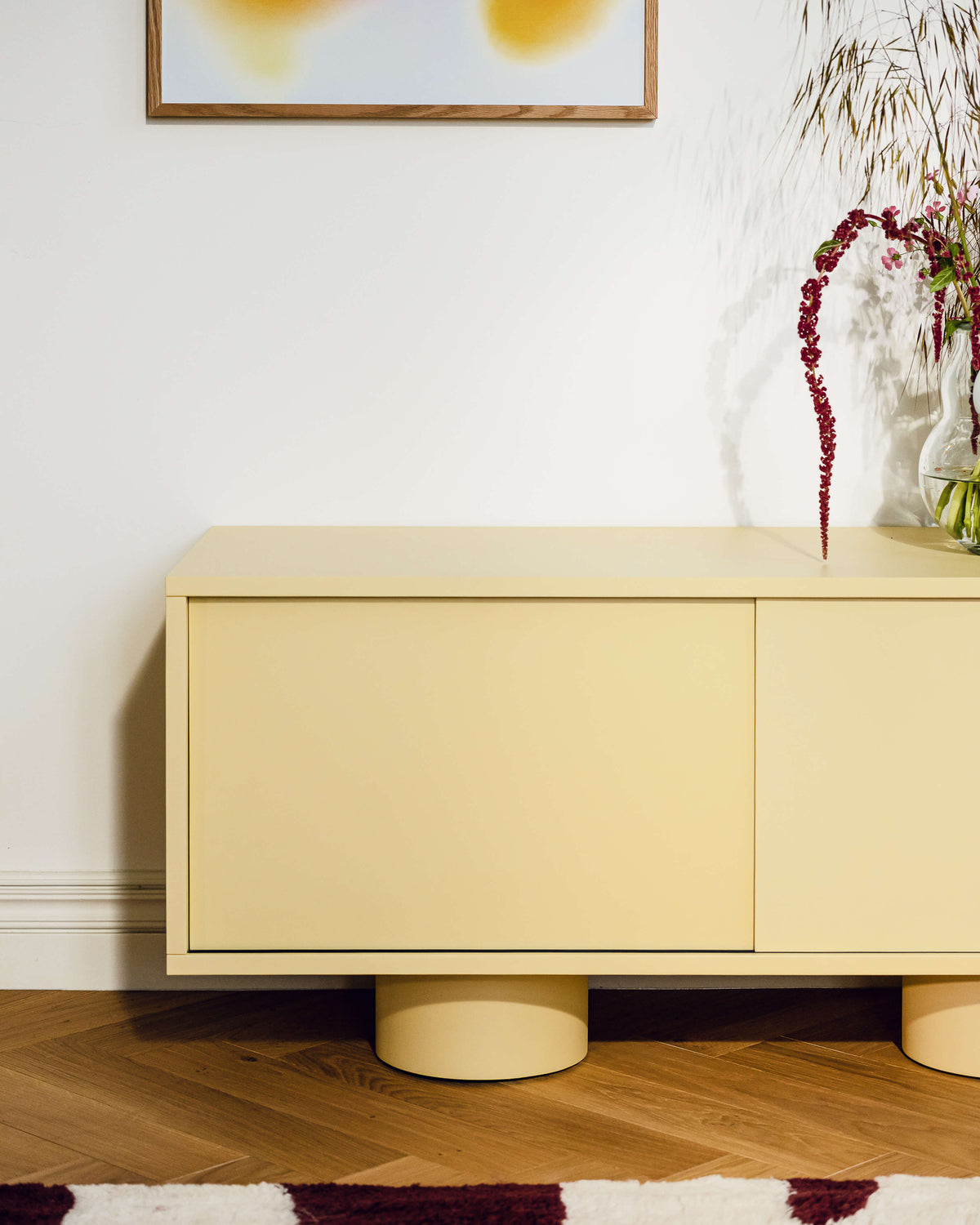 Taro Mini TV Stand