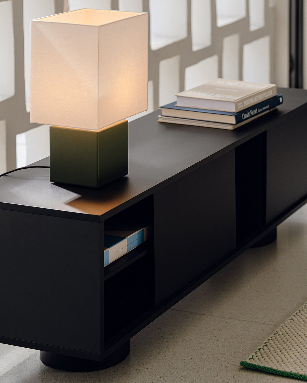 Taro TV Stand