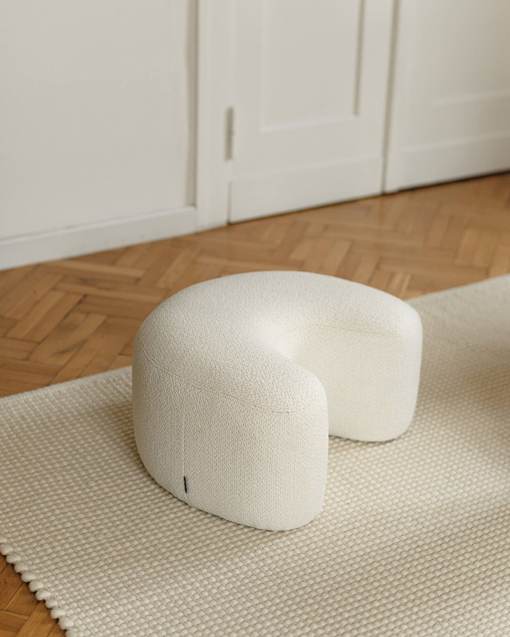 Ü Pouf